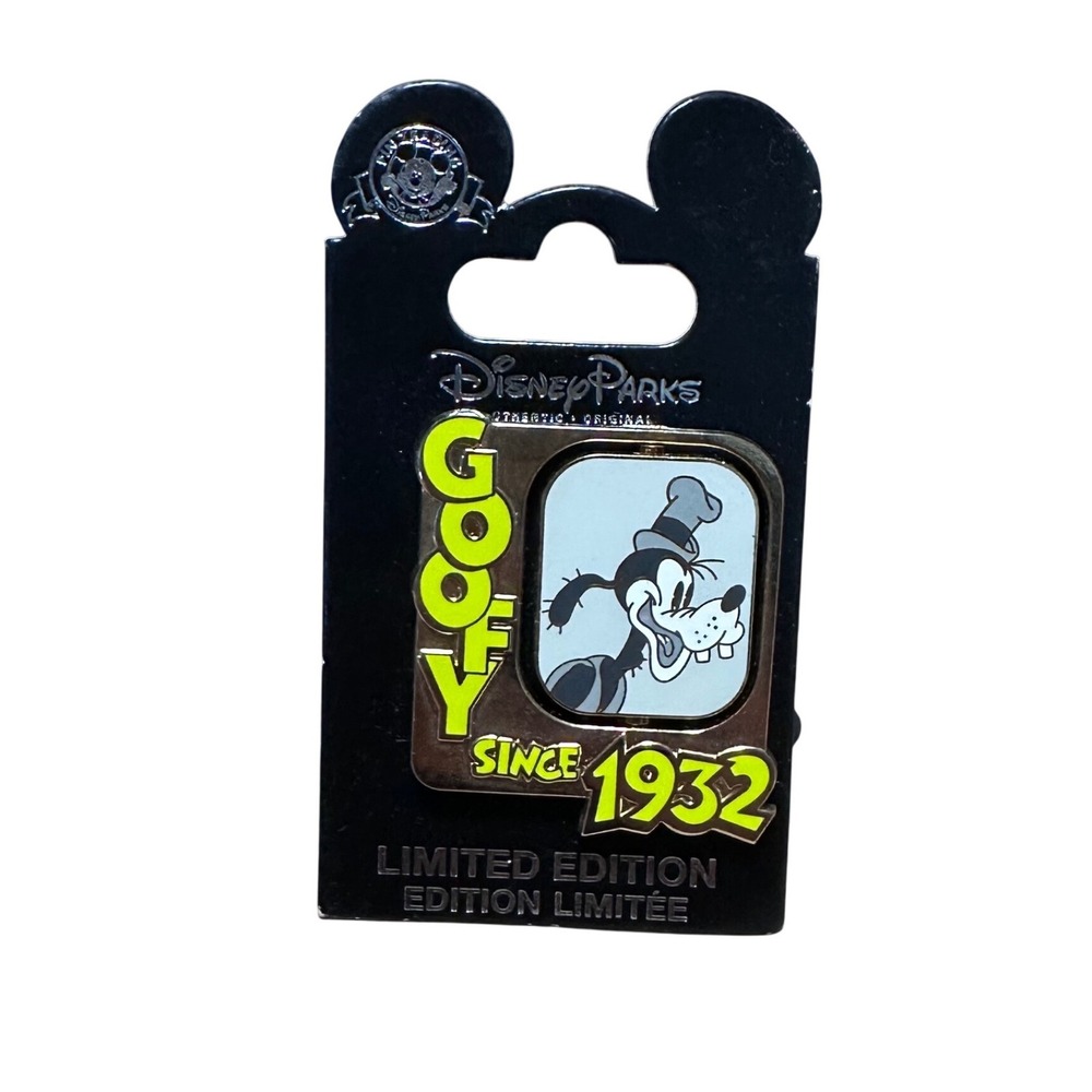 Disney Parks Goofy Since 1932 Limited Edition Enamel Pin Silver Yellow Retro